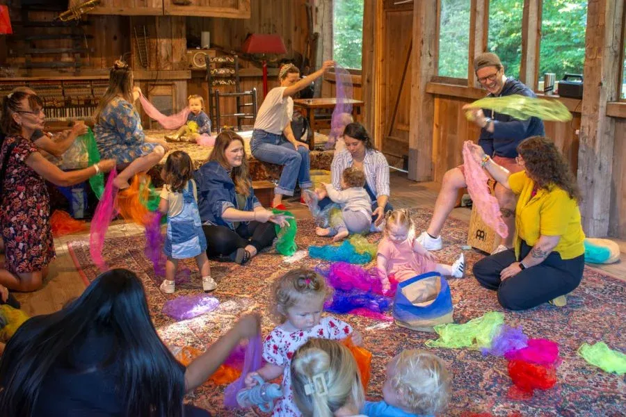 Holiday Fam Jam: A Concert for the Whole Family with Common Tone!