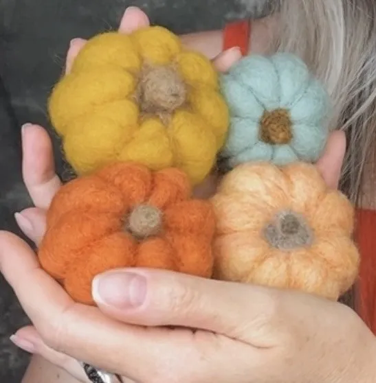 Needle Felted Pumpkins